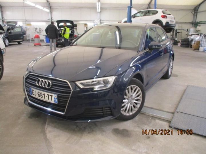 AUDI A3 SPORTBACK 2017 wauzzz8v2ha093477