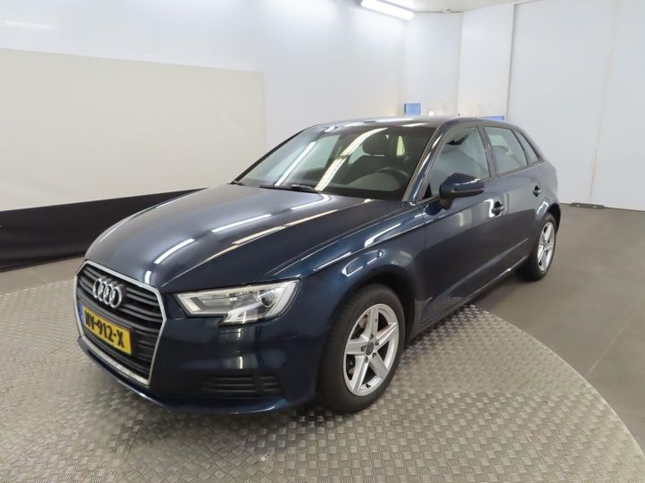 AUDI A3 SPORTBACK 2017 wauzzz8v2ha130818