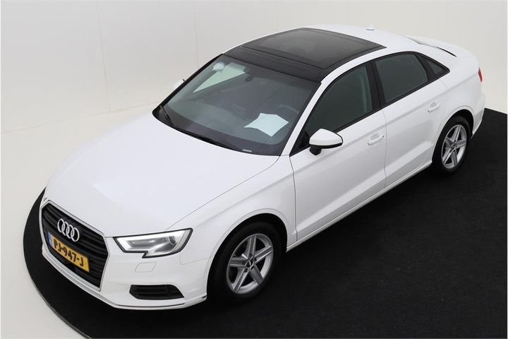 AUDI A3 LIMOUSINE 2017 wauzzz8v2j1005369