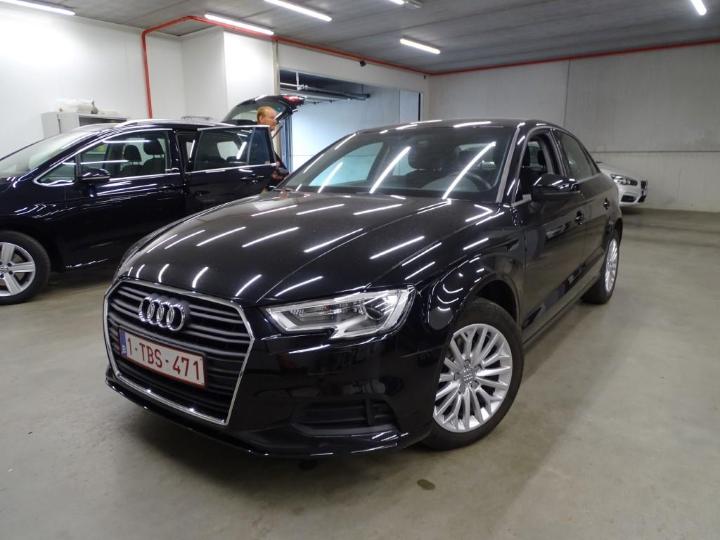 AUDI A3 BERLINE 2017 wauzzz8v2j1013813