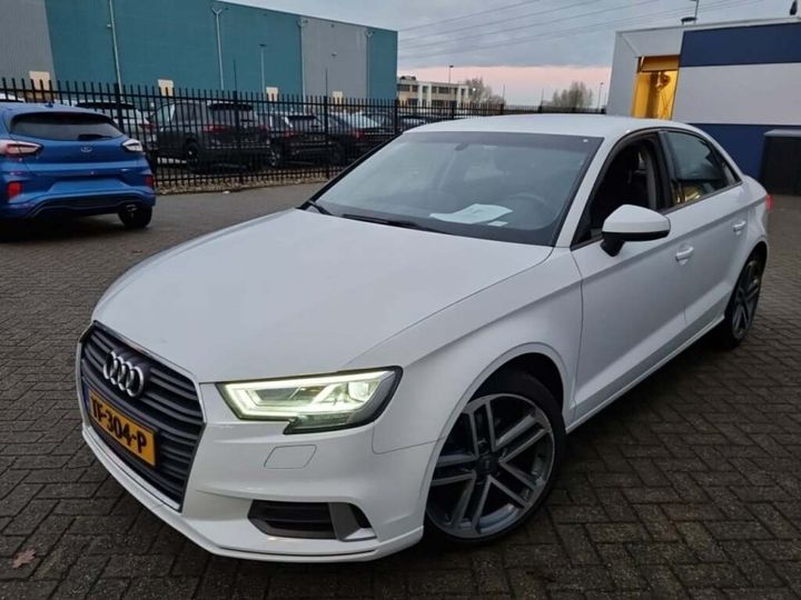 AUDI A3 2018 wauzzz8v2j1087412