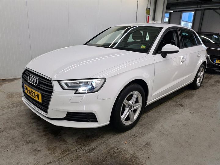 AUDI A3 2017 wauzzz8v2ja006599