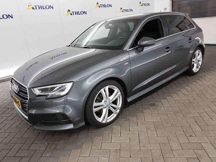 AUDI A3 SPORTBACK 2017 wauzzz8v2ja008174