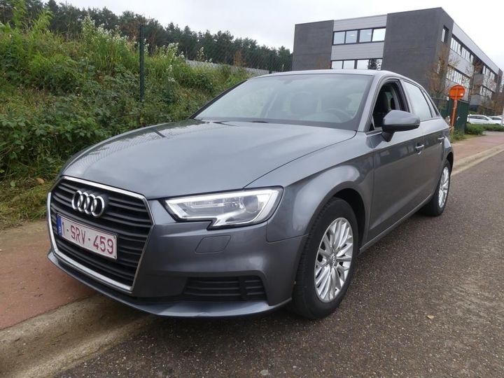 AUDI A3 SPORTBACK 2017 wauzzz8v2ja009468