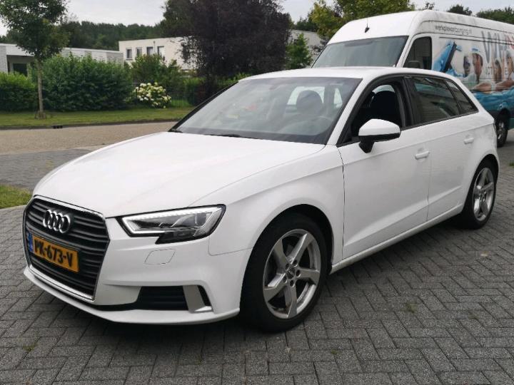 AUDI A3 SPORTBACK 2017 wauzzz8v2ja011673