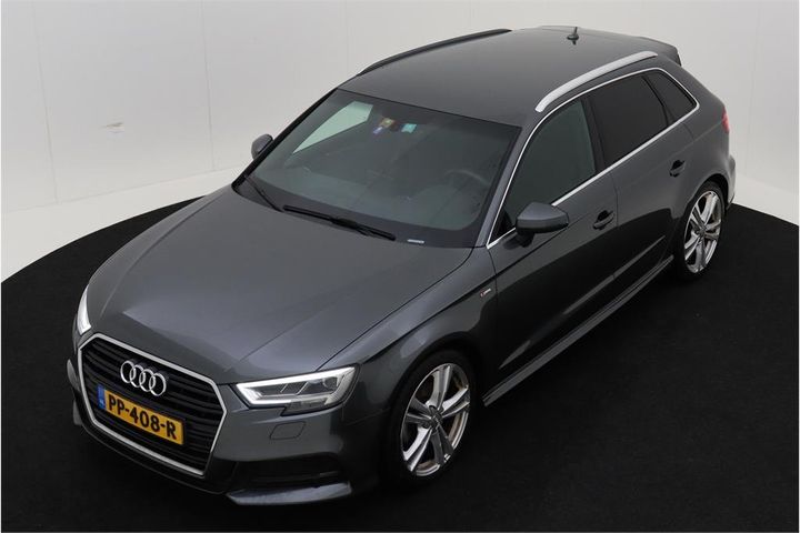 AUDI A3 SPORTBACK 2018 wauzzz8v2ja021541