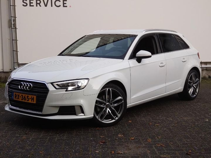 AUDI A3 SPORTBACK 2017 wauzzz8v2ja051218