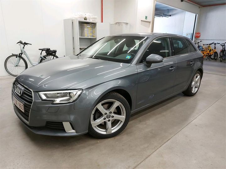 AUDI A3 SPORTBACK 2017 wauzzz8v2ja054460