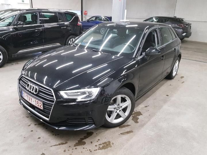 AUDI A3 SPORTBACK 2018 wauzzz8v2ja095932