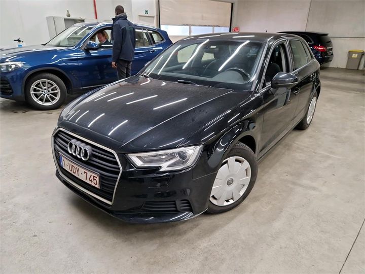 AUDI A3 SPORTBACK 2018 wauzzz8v2ja096465