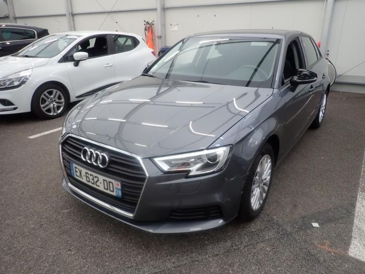 AUDI A3 SPORTBACK 2018 wauzzz8v2ja112664