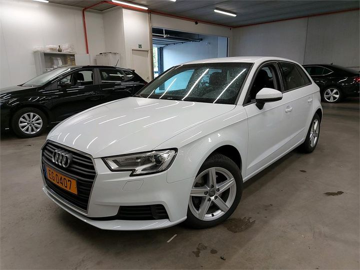 AUDI A3 2018 wauzzz8v2ja123454