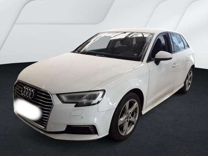 AUDI A3 SALON 2018 wauzzz8v2ja123745