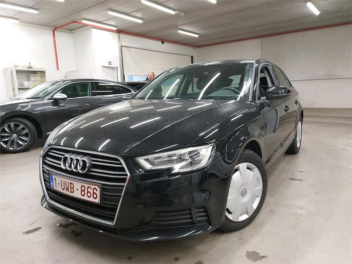 AUDI A3 SPORTBACK 2018 wauzzz8v2ja129738