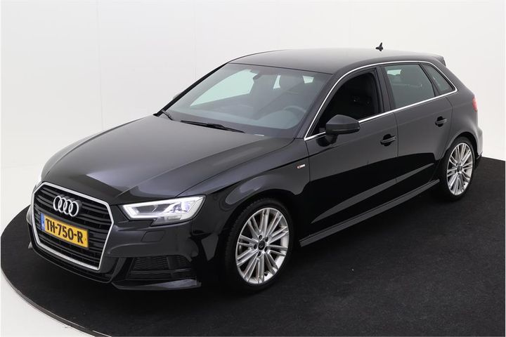 AUDI A3 SPORTBACK 2018 wauzzz8v2ja145020