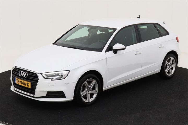 AUDI A3 2018 wauzzz8v2ka012629