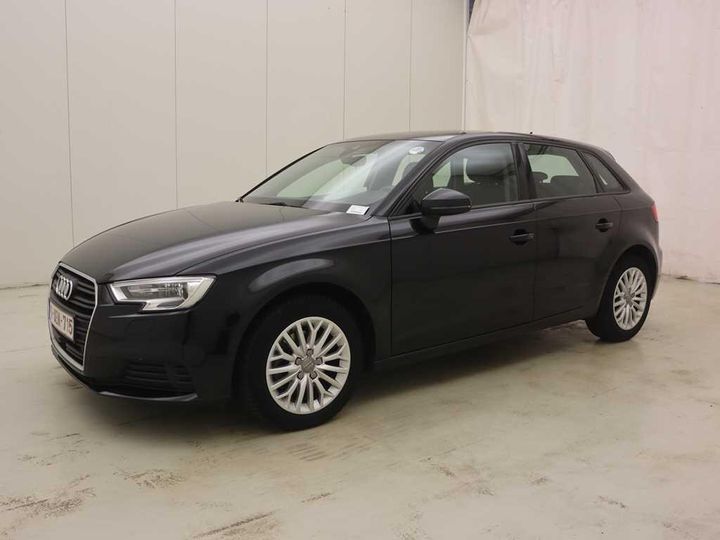 AUDI A3 2018 wauzzz8v2ka018642