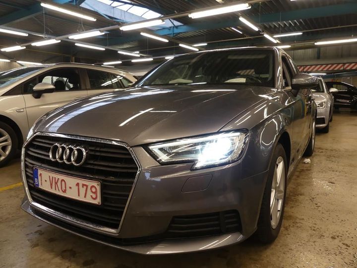 AUDI A3 SPORTBACK 2018 wauzzz8v2ka044545