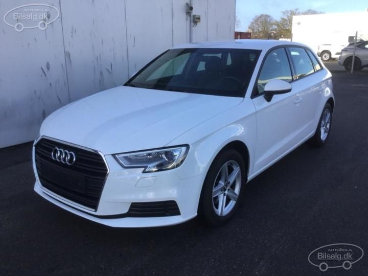 AUDI A3 SPORTBACK 2019 wauzzz8v2ka048840