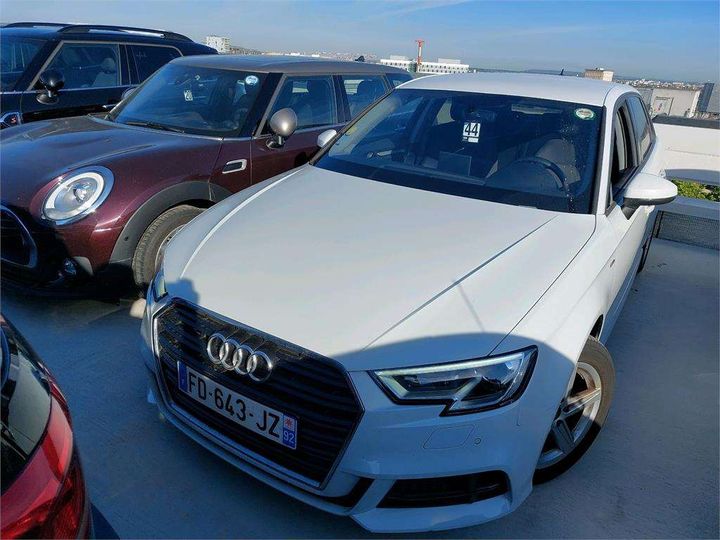 AUDI A3 SPORTBACK 2019 wauzzz8v2ka055271