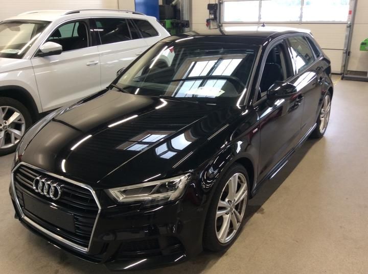 AUDI A3 SPORTBACK 2019 wauzzz8v2ka111600