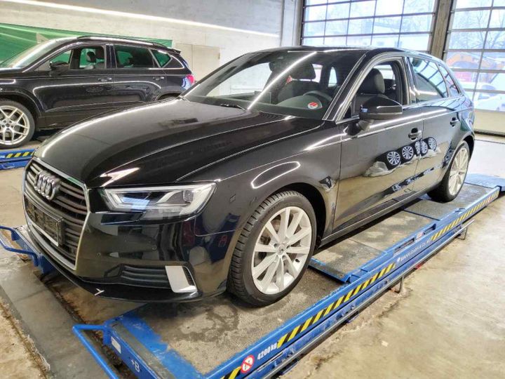 AUDI A3 2019 wauzzz8v2la007559