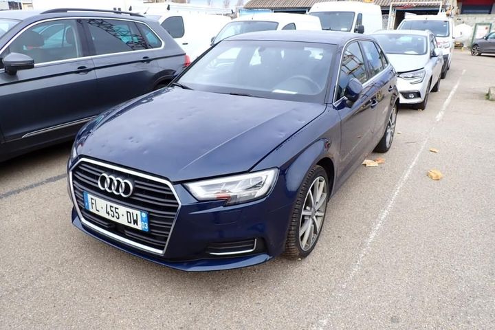 AUDI A3 SPORTBACK 2019 wauzzz8v2la025673