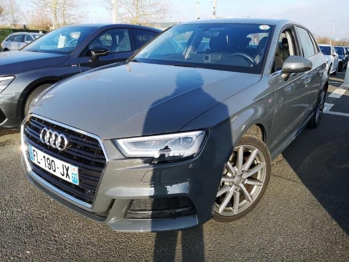 AUDI A3 SPORTBACK 2019 wauzzz8v2la026130