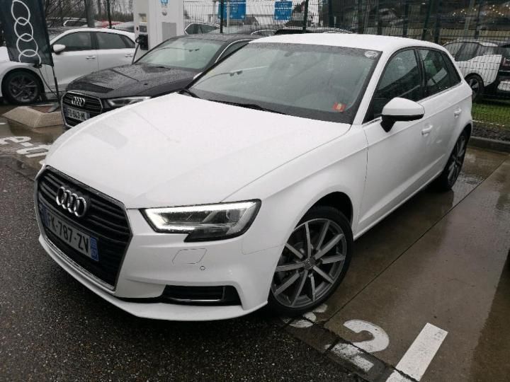 AUDI A3 SPORTBACK 2019 wauzzz8v2la026967