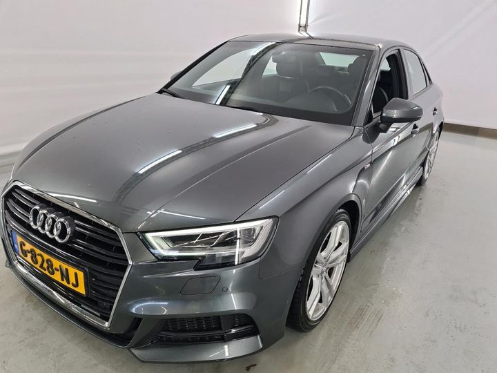 AUDI A3 2019 wauzzz8v2la027102