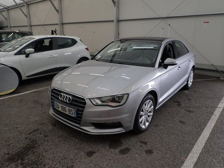 AUDI A3 BERLINE 2015 wauzzz8v3g1026417