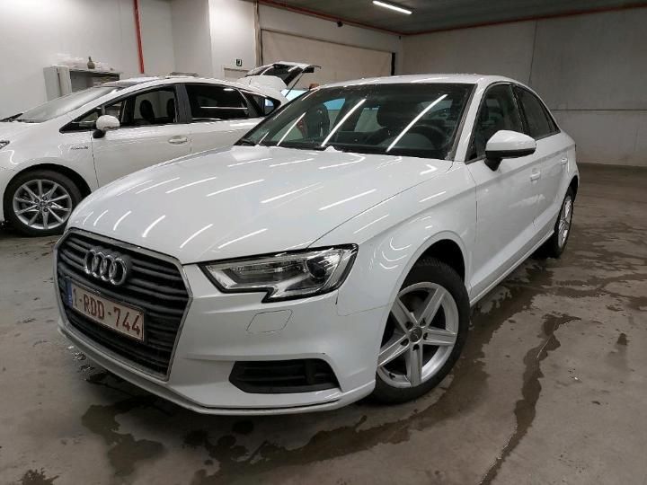 AUDI A3 BERLINE 2016 wauzzz8v3h1037435