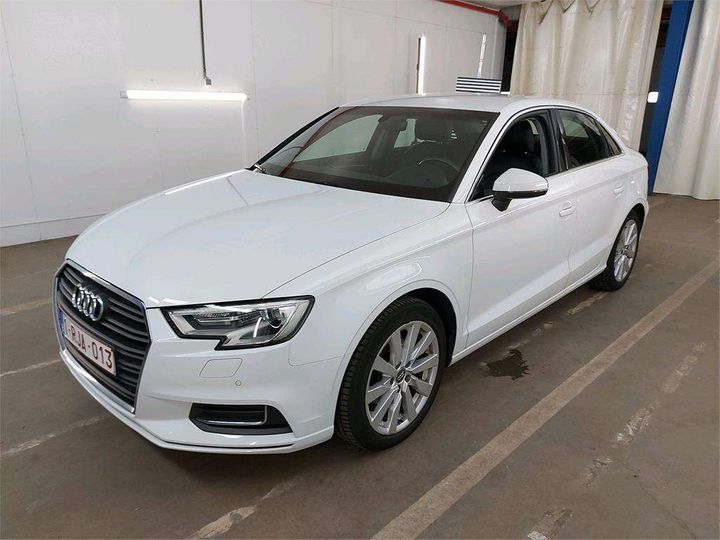 AUDI A3 BERLINE 2017 wauzzz8v3h1043039