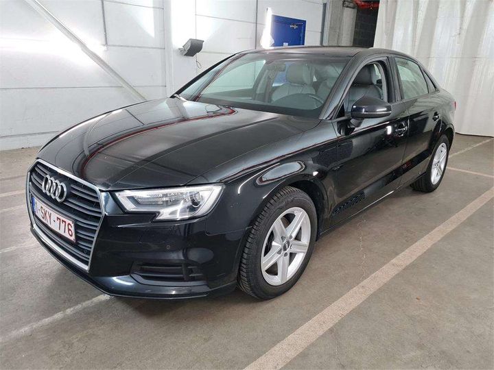 AUDI A3 BERLINE 2017 wauzzz8v3h1075599