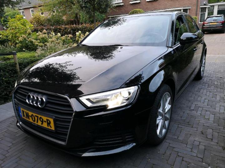 AUDI A3 SPORTBACK 2016 wauzzz8v3ha055210