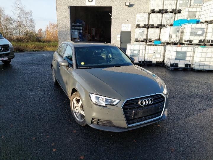 AUDI A3 SPORTBACK 2017 wauzzz8v3ha118886