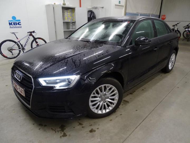 AUDI A3 BERLINE 2017 wauzzz8v3j1013819