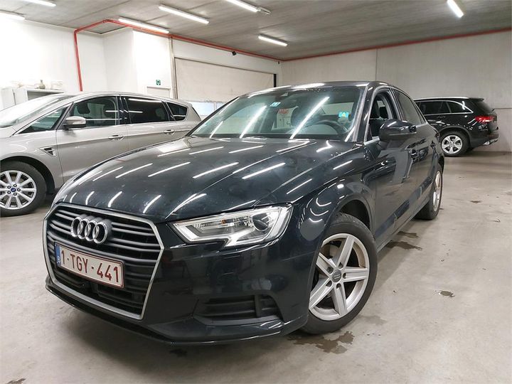 AUDI A3 BERLINE 2017 wauzzz8v3j1031429