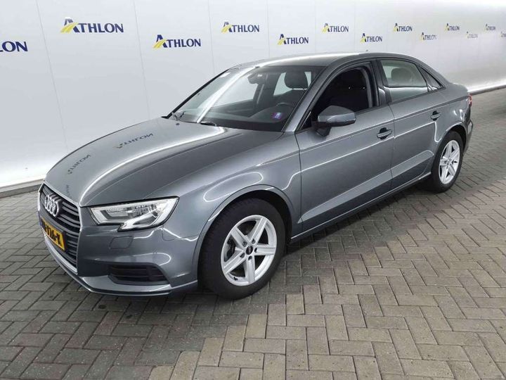 AUDI A3 LIMOUSINE 2018 wauzzz8v3j1043564