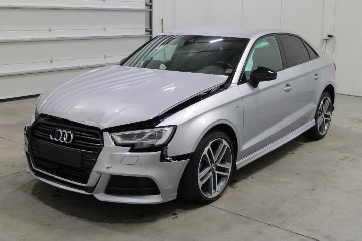 AUDI A3 SALOON 2018 wauzzz8v3j1064527