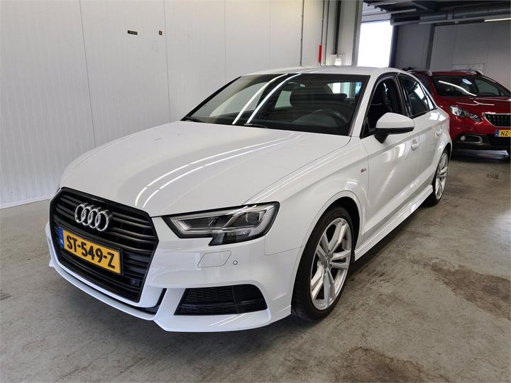 AUDI A3 2018 wauzzz8v3j1074667