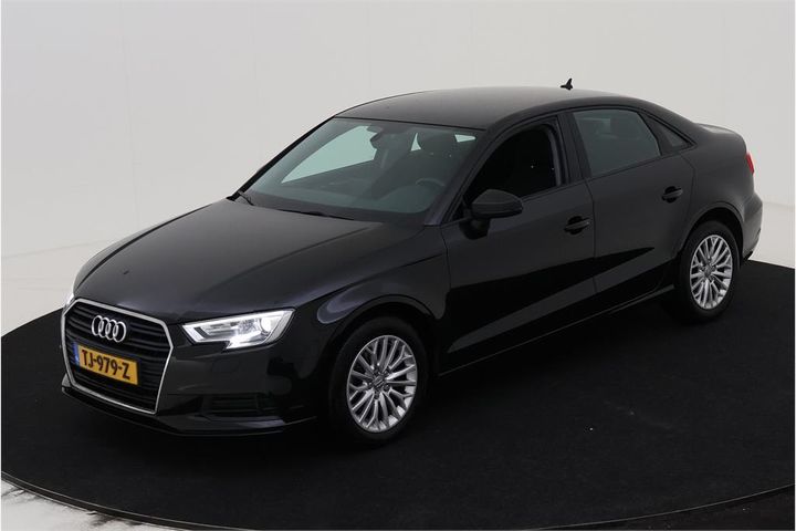 AUDI A3 LIMOUSINE 2018 wauzzz8v3j1092313