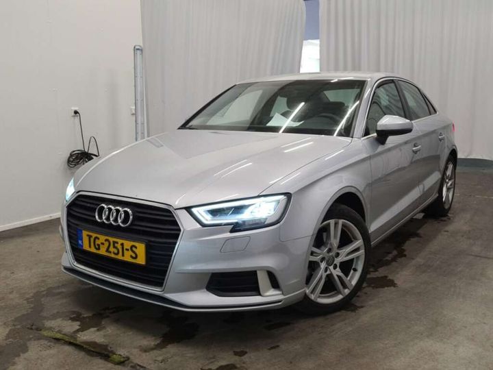 AUDI A3 2018 wauzzz8v3j1092327