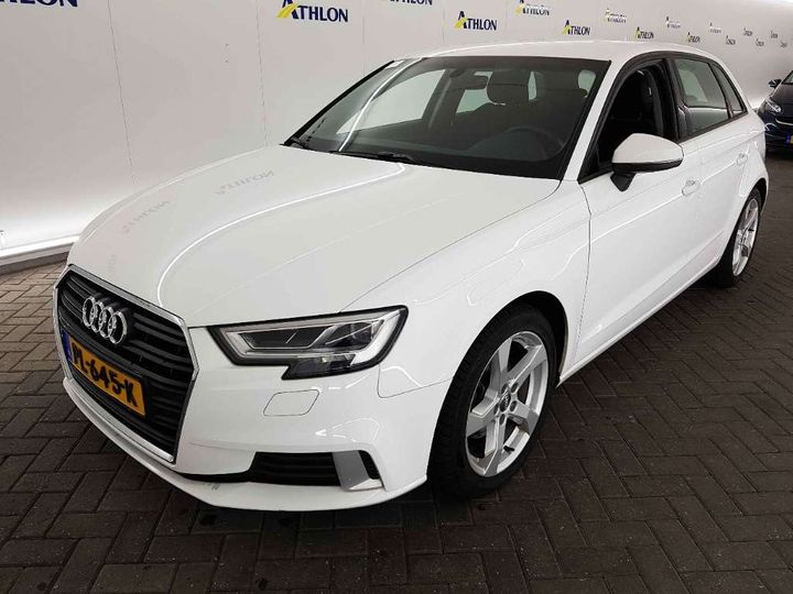 AUDI A3 SPORTBACK 2017 wauzzz8v3ja002481