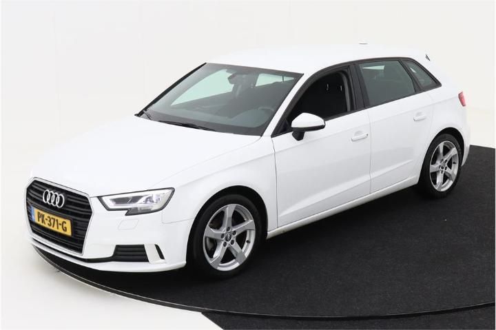 AUDI A3 SPORTBACK 2017 wauzzz8v3ja011648