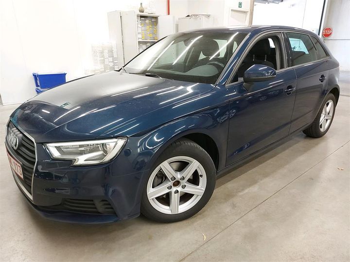 AUDI A3 SPORTBACK 2017 wauzzz8v3ja016851