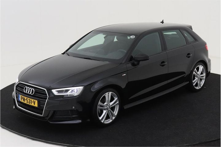 AUDI A3 SPORTBACK 2017 wauzzz8v3ja022293