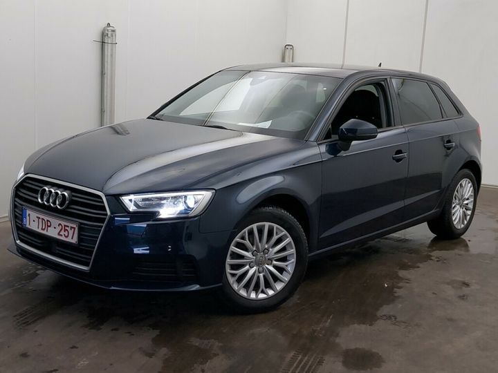 AUDI A3 2017 wauzzz8v3ja041152