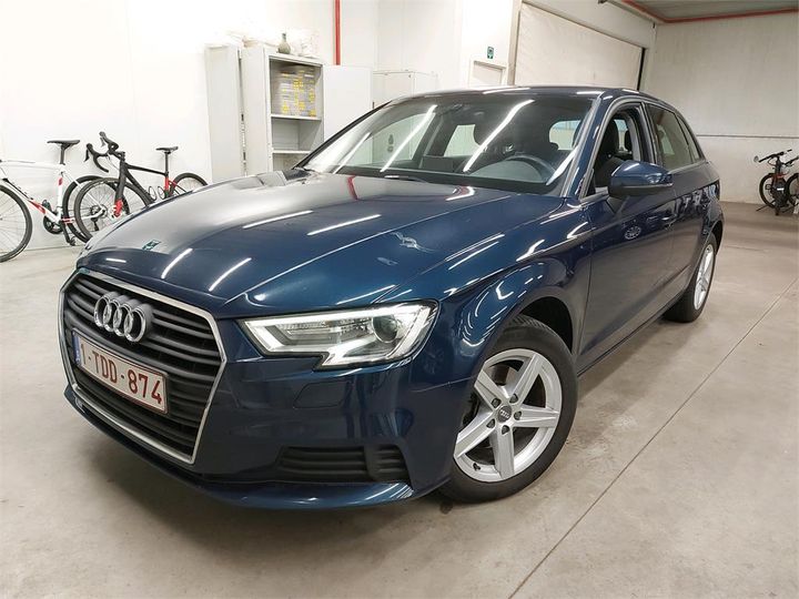 AUDI A3 SPORTBACK 2017 wauzzz8v3ja043953