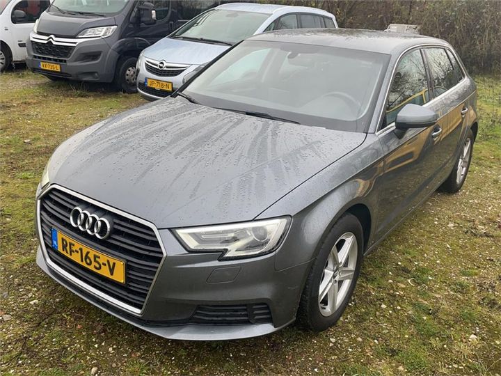 AUDI A3 SPORTBACK 2017 wauzzz8v3ja057707